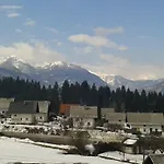 Apartma Bor *